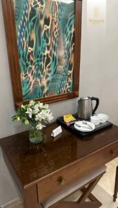 امکانات و چایی ساز سوییت پرزیدنت ویستریا